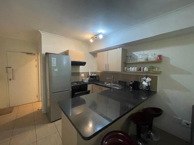 To Let 2 Bedroom Property for Rent in Observatory Western Cape